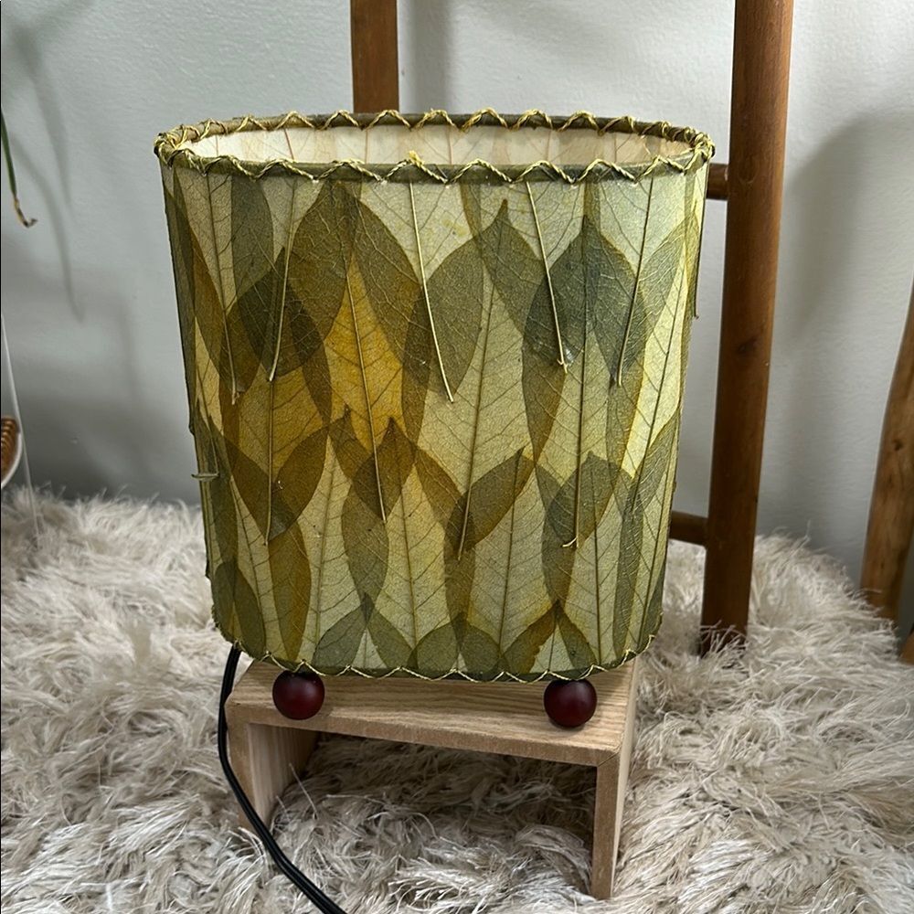 Green Guyabano & Cocoa Leaf Small Oval Accent Table Lamp Natural Boho - Picture 1 of 17